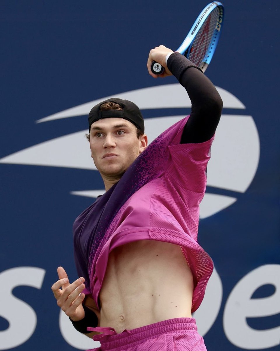 nova_tnns's tweet photo. What a countdown it’s been 🙃
Tomorrow this time, we get to watch this guy play tennis again 🔥🔥
• Draper • #finallyback 🩷💜 https://t.co/xdowzIMGFU