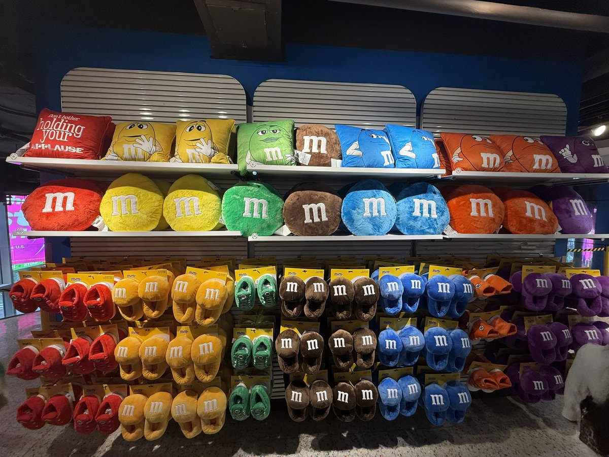 今天爽了 看到了各式各样的M