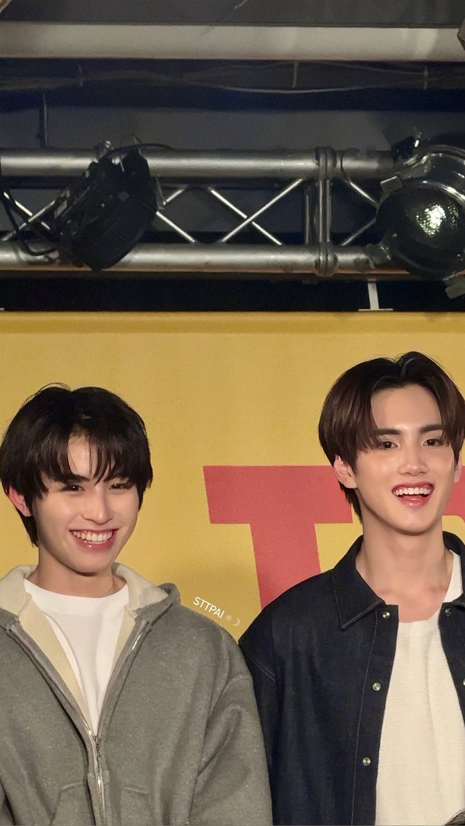 lamunlamailamud tweet media