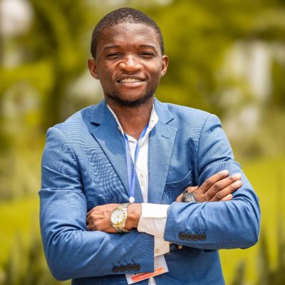 modeste_moukala's tweet photo. #NouvellePhotoDeProfil https://t.co/1jtpGfCDlX
