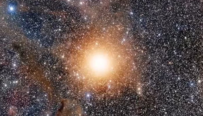 🔭 ¿Qué pasa cuando una supergigante roja “parpadea” en el cielo?

El <a href="/ClaviusIbero/">Clavius Ibero</a> abrió su ciclo de otoño con los misterios de Betelgeuse. 👀

Una estrella que podría estallar como supernova y que ¡tiene compañera oculta! 👉 acortar.link/ZCNC9I