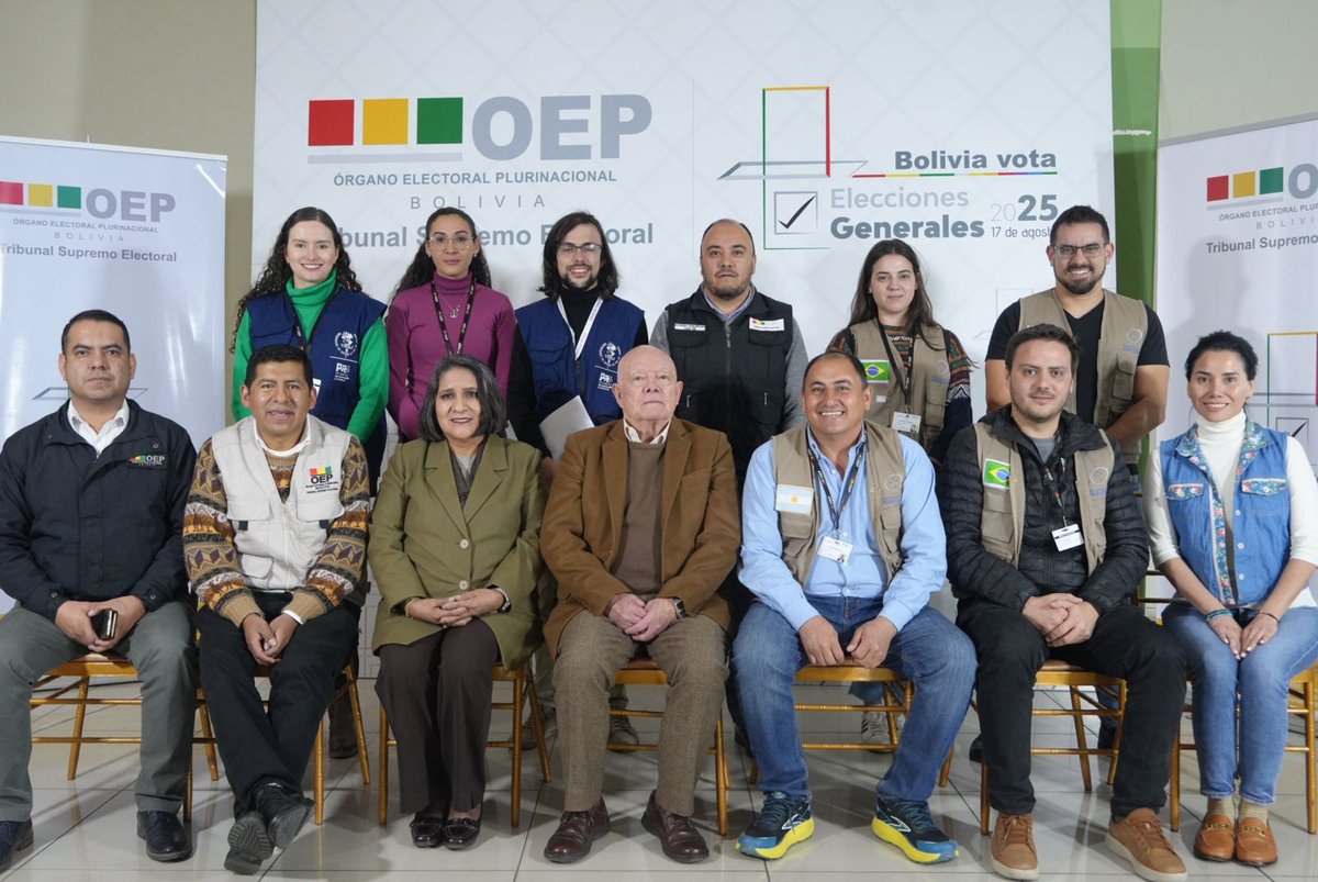 Presentamos ante el Tribunal Superior Electoral de Bolivia sobre todo lo actuado Como veedores Internacionales del Parlasur, en la elecciones del país hermano. Orgulloso de ser parte de gran acto eleccionario.