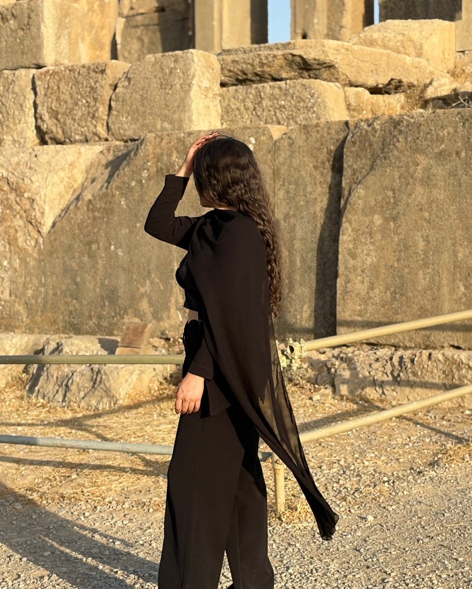 _mariahoda's tweet photo. هیچی فقط خواستم پز جایی که زندگی میکنم رو بدم:) https://t.co/la6Tkat5iT