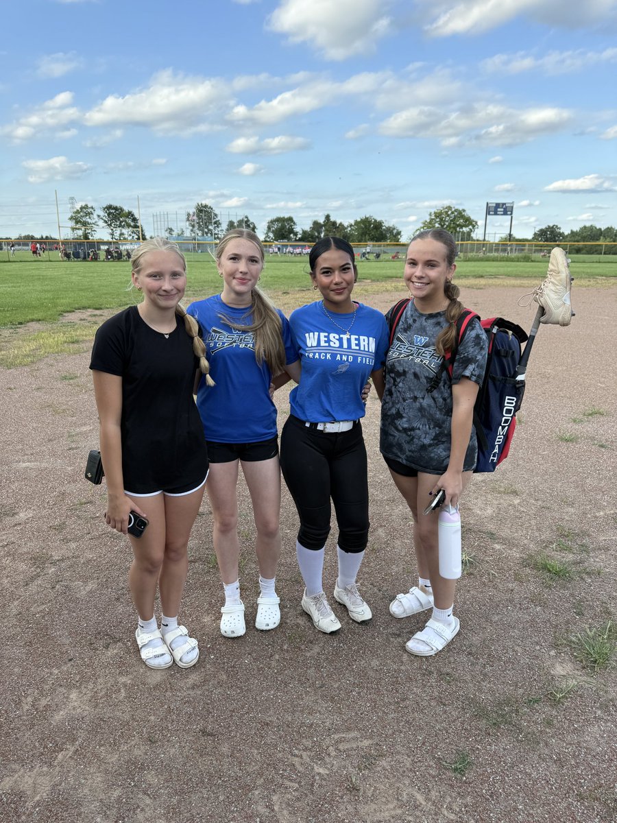 WLW Softball tweet media