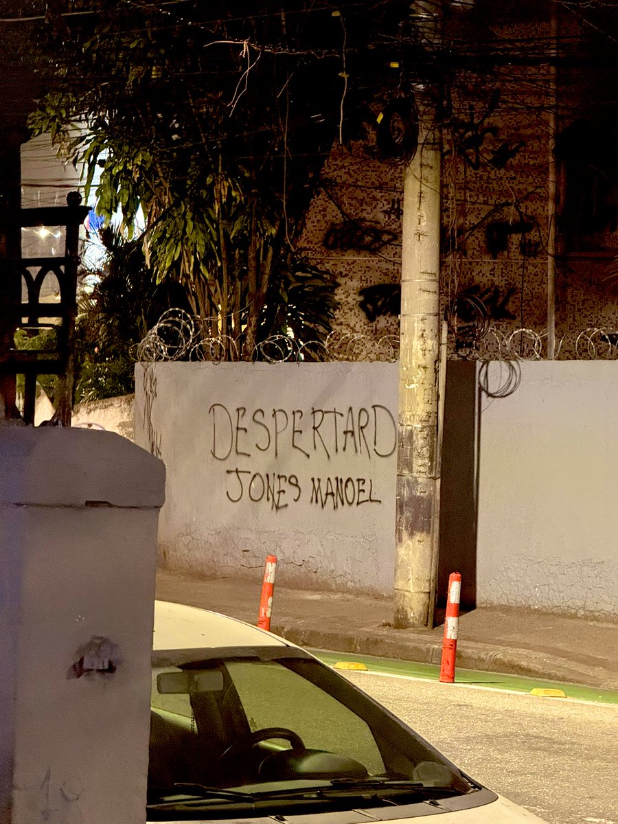 021FCKNZS's tweet photo. @jonesmanoel_PE  
Rio Comprido - RJ https://t.co/WPHcqvHgCT