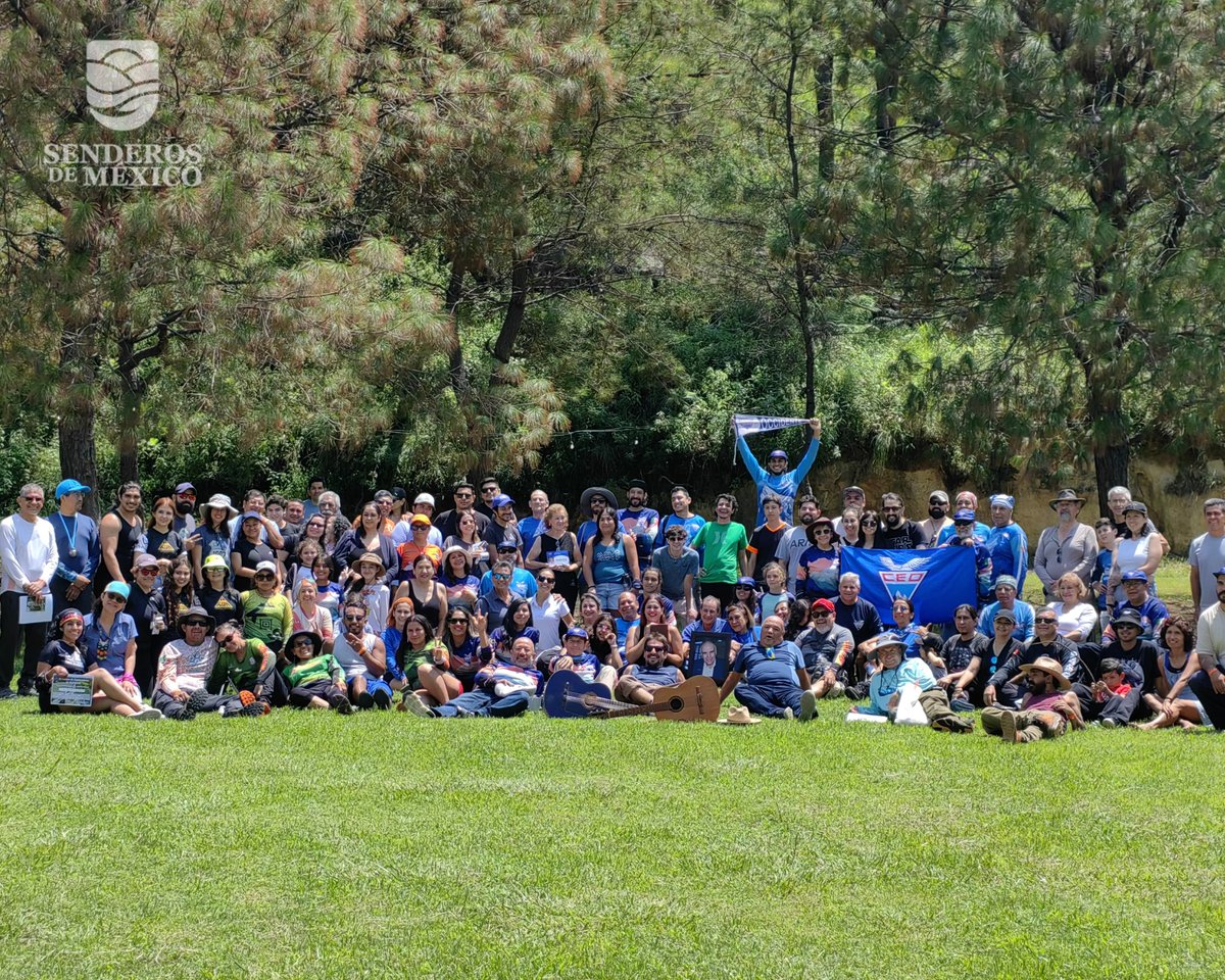SenderosMx's tweet photo. ¡Cumplieron 88 años pero se ven más jóvenes! y #SenderosDeMéxico estuvo presente en la celebración de #aniversario del Cuerpo de Exploradores de Occidente, así como muchos más de nuestros amigos que comparten esta noble actividad. ¡Y que sean muchos años más, felicidades! https://t.co/uz2xkfxEVl