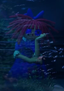 Danny2xpng's tweet photo. Also this scene makes me think that Ragatha was once in Pomni's situation, and she end up hurt by him like Pomni was, and then she stopped trying to get close to him but she stills care about him after all https://t.co/RaBZZOAzcs