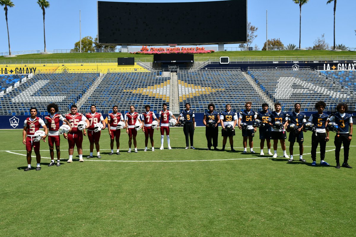 🏈 The Downey High School and Warren High School rivalry football game will take place at Dignity Health Sports Park on Friday, October 24, 2025 at 7 p.m.

📰: bit.ly/41JT3c1