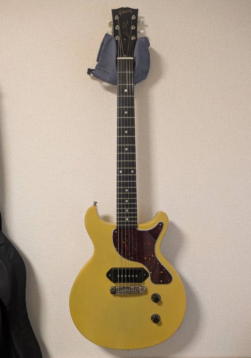 asahiraku1025's tweet photo. ピックガードが届きました🤘
さぁ!次は最終段階!
#PGlab https://t.co/LFZ3aiAhB5