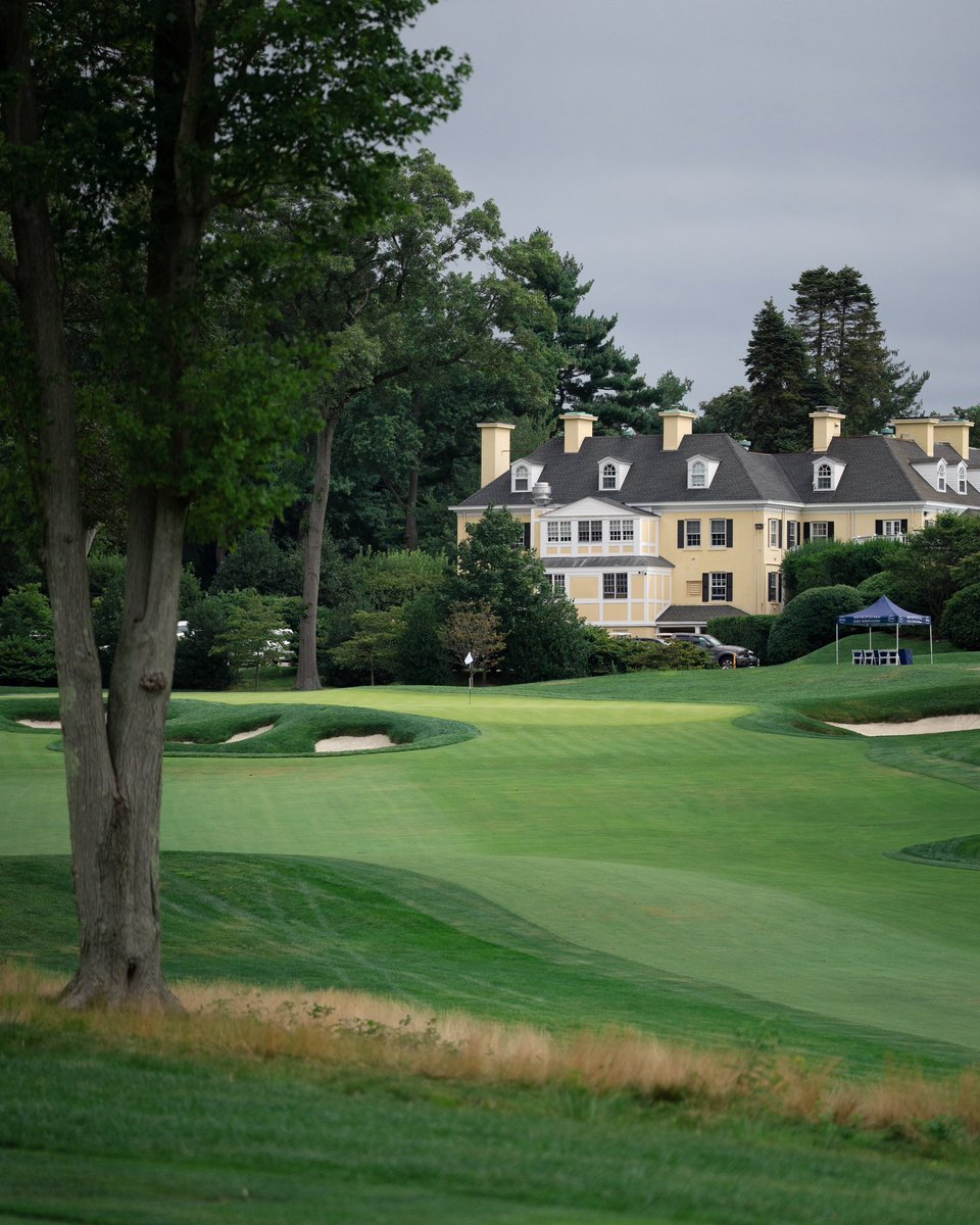 BDraddy's tweet photo. The Met Open, one of the oldest and most storied open championships in the country, heads to Meadow Brook Club this week for its 110th playing. 

Legends of the game like Sarazen, Hagen, and Snead all have their names etched into Walker L. Trammell Trophy. 

Over its storied history, it has been hosted at some of the most iconic venues in the New York Area and this year is no different.