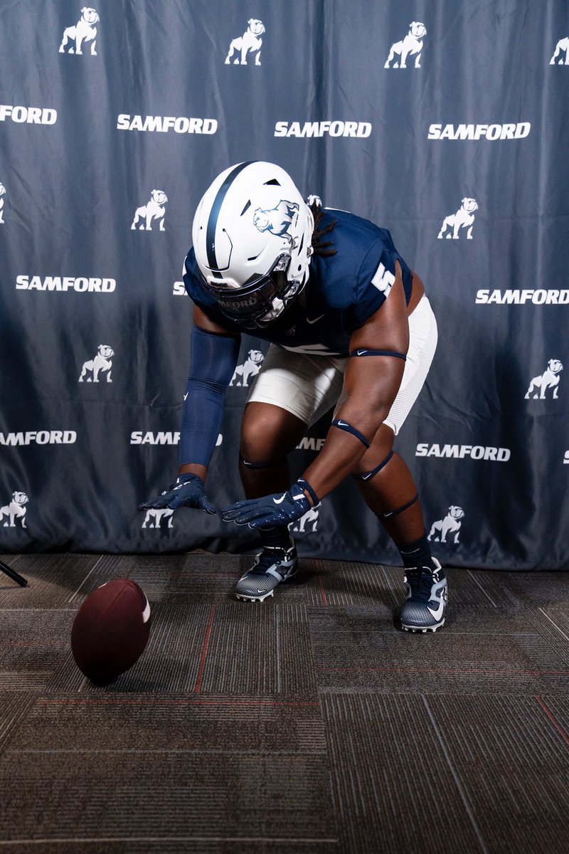 Semaj5Fluellyn's tweet photo. Blessed to be a dawg #AllForSAMford @SamfordFootball 
 
@RFluellyn @HatchAttack1 @CoachMoody56 @RustyMansell_ @ChadSimmons_ @CoachJTW @AlPopsFootball @Alex_B2C @GregSmithRivals @JeremyO_Johnson @TheUCReport @DCAthletics1 @BALLERSCHOICE1 @247Sports @Rivals @scoreatlanta https://t.co/hSS2bE6Fdc