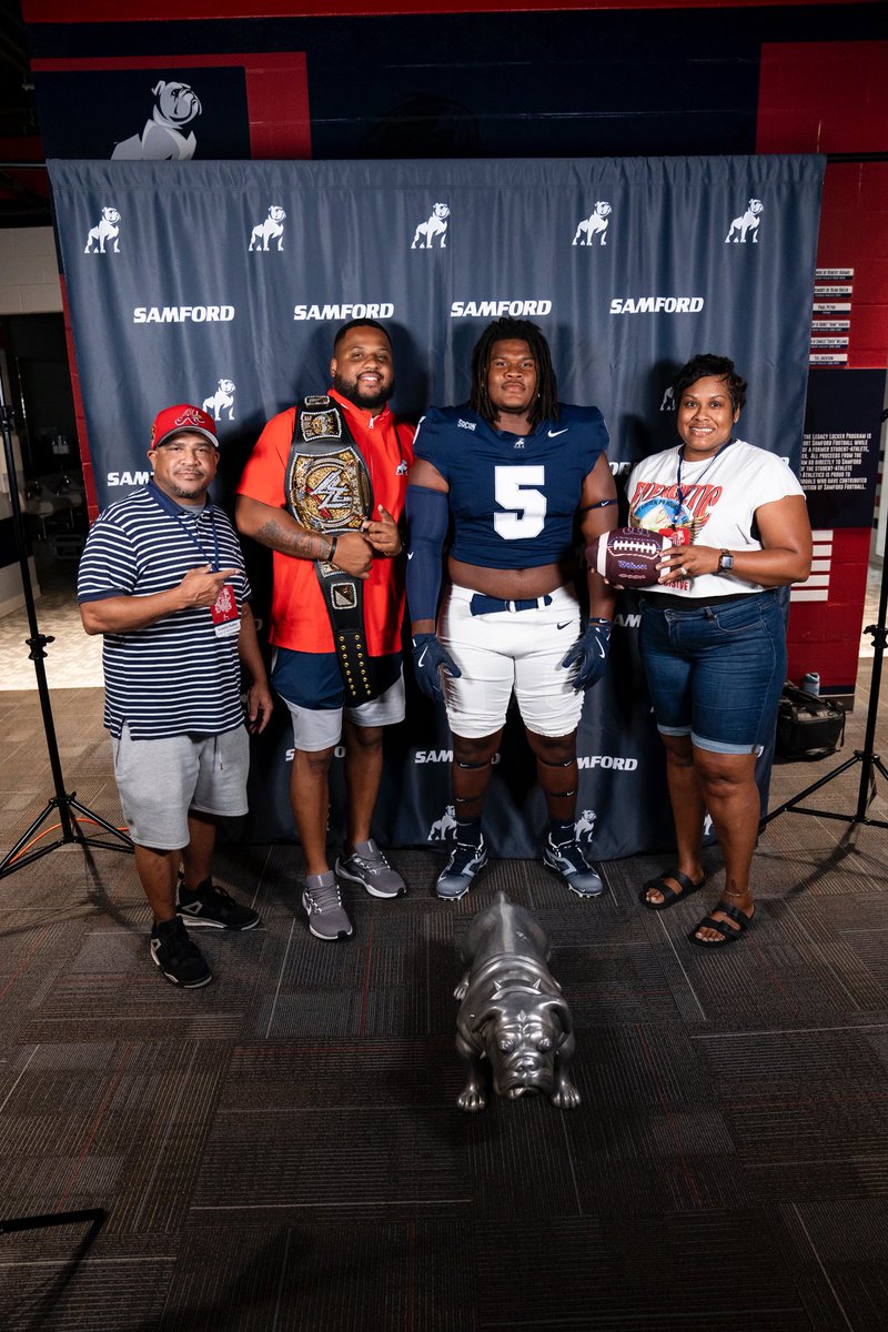 Blessed to be a dawg #AllForSAMford <a href="/SamfordFootball/">Samford Football</a> 
 
<a href="/RFluellyn/">Coach Roderick Fluellyn</a> <a href="/HatchAttack1/">Chris Hatcher</a> <a href="/CoachMoody56/">Darien Moody</a> <a href="/RustyMansell_/">Rusty Mansell</a> <a href="/ChadSimmons_/">ChadSimmons</a> <a href="/CoachJTW/">Johnny T. White</a> <a href="/AlPopsFootball/">𝐀𝐋 𝐏𝐨𝐩𝐬</a> <a href="/Alex_B2C/">Alex Born to Compete</a> <a href="/GregSmithRivals/">Greg Smith</a> <a href="/JeremyO_Johnson/">Jeremy Johnson</a> <a href="/TheUCReport/">Billy Tucker</a> <a href="/DCAthletics1/">Douglas County Athletics</a> <a href="/BALLERSCHOICE1/">BALLERS CHOICE LLC</a> <a href="/247Sports/">247Sports</a> <a href="/Rivals/">Rivals</a> <a href="/scoreatlanta/">SCORE Atlanta</a>