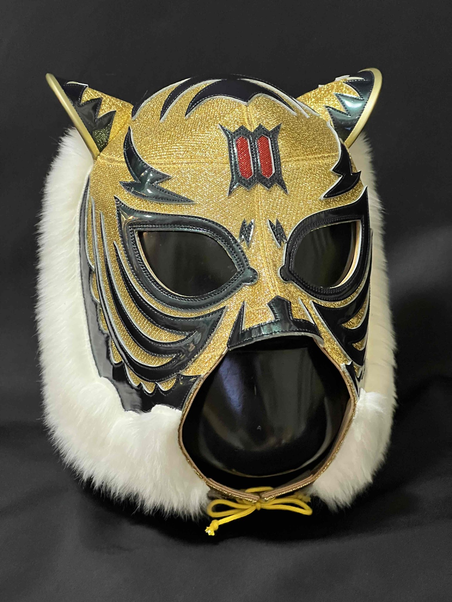 超貴重 アントニオ猪木追悼大会使用) ＹＮ製 初代タイガーマスク牙付き後期タイプ アントニオ猪木 on X: 