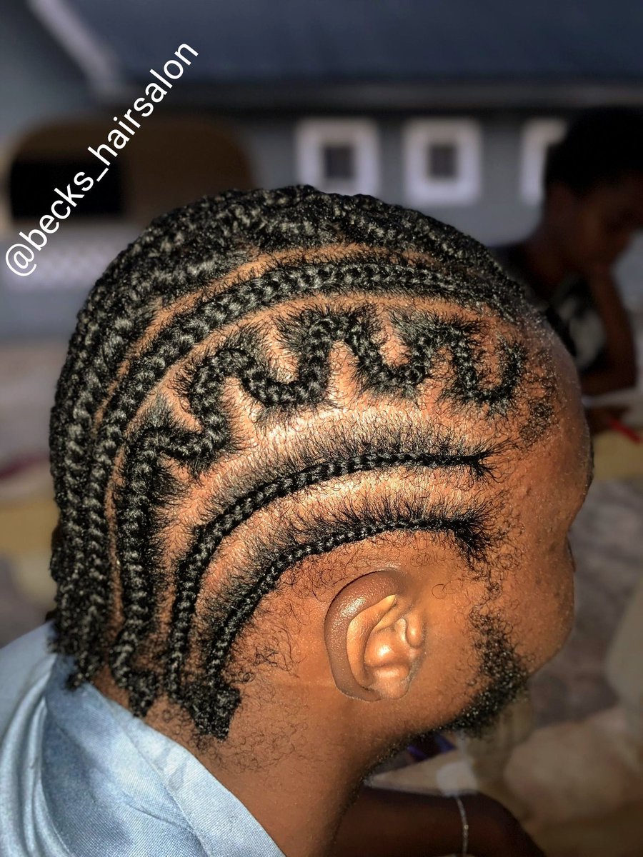 becks_hairsalon's tweet photo. Becks Hair salon is a unisex space by the way. 

Yeah, kings are spoiled too🤗

Here’s a range of styles you might want to your hair mood bard for your next weave✨

Send this to your stylist or better still, just send it to us and let’s handle it😉

#MondayMoodboard https://t.co/pHOyTVwd2z