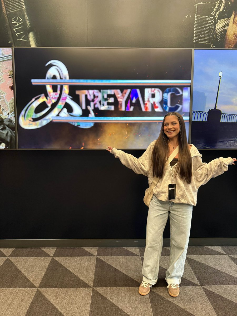 Last week I had the opportunity to play and get an early look at Black OPs 7 at Treyarch and I’m so excited for you guys to see what’s coming 🔥

Thank you so much @callofduty @treyarch 🤝 Stay tuned for all the excitement coming TOMORROW!