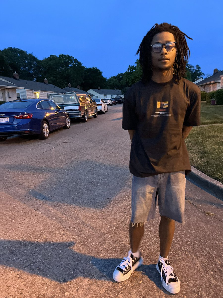 yak biggaveli tweet media