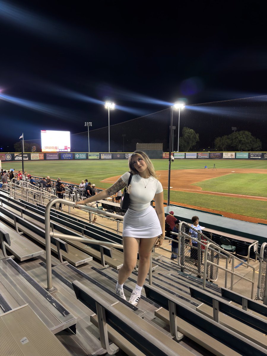 itzel arely ‎💌 (@ixtzxl) on Twitter photo 