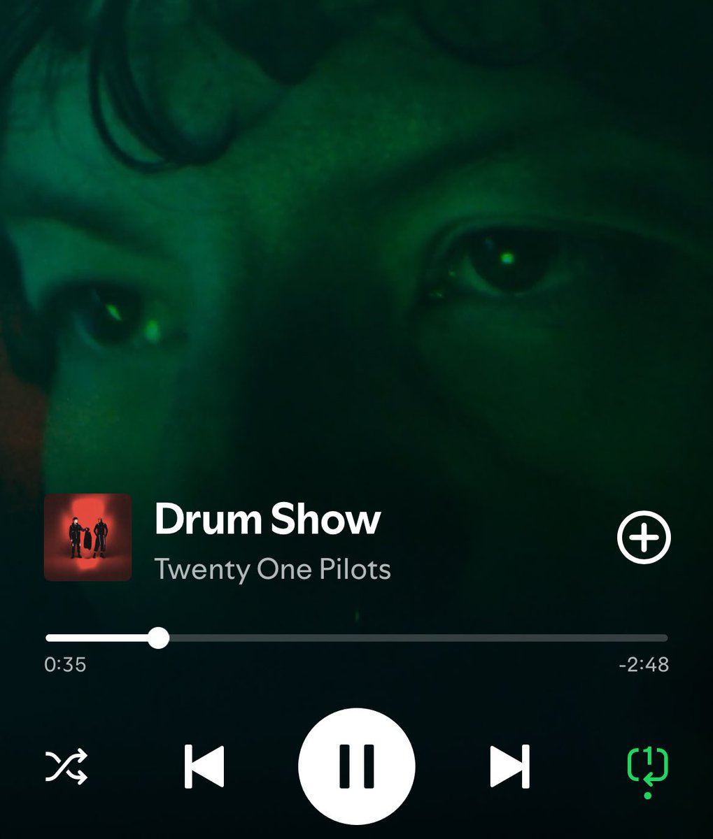 pam (@twyonepilots) on Twitter photo 