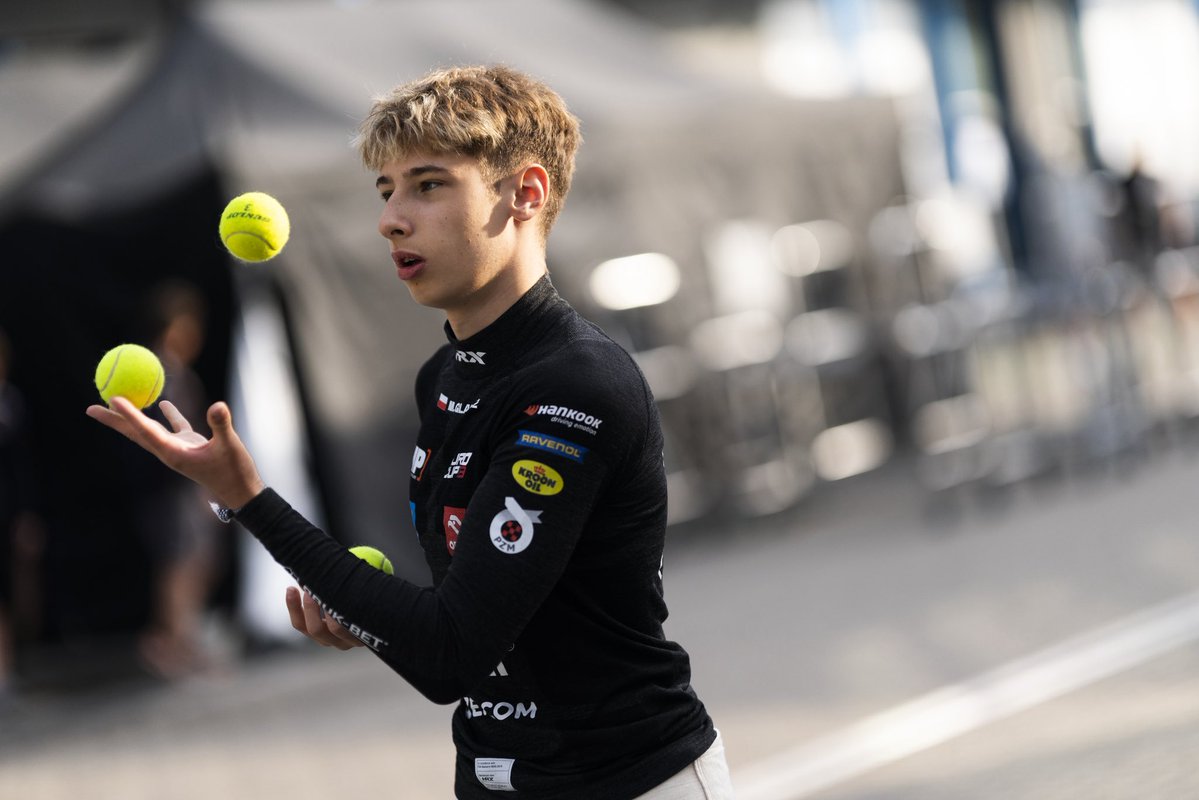 Maciej Gladysz (@maciejgladysz17) on Twitter photo 🏎️ Na torze i na zapleczu… w Eurocup-3 zawsze sporo się dzieje 😉.
Tak było w Assen! 📸
<a href="/GrupaORLEN/">ORLEN</a> <a href="/TeamORLEN/">ORLEN Team</a> <a href="/MaxtonOfficial/">Maxton Design®</a> <a href="/zen_com/">ZEN.COM</a> @Malopolska <a href="/OfficialPZM/">PZM</a> <a href="/OfficialMPteam/">MP Motorsport</a> <a href="/Eurocup_3/">EuroCup-3</a> <a href="/swchofficial/">swchofficial</a> #MaciejGladysz #MPMotorsport #Eurocup3 #f3 #formularegional #Orlen #Solbet 🏎️ Na torze i na zapleczu… w Eurocup-3 zawsze sporo się dzieje 😉.
Tak było w Assen! 📸
<a href="/GrupaORLEN/">ORLEN</a> <a href="/TeamORLEN/">ORLEN Team</a> <a href="/MaxtonOfficial/">Maxton Design®</a> <a href="/zen_com/">ZEN.COM</a> @Malopolska <a href="/OfficialPZM/">PZM</a> <a href="/OfficialMPteam/">MP Motorsport</a> <a href="/Eurocup_3/">EuroCup-3</a> <a href="/swchofficial/">swchofficial</a> #MaciejGladysz #MPMotorsport #Eurocup3 #f3 #formularegional #Orlen #Solbet