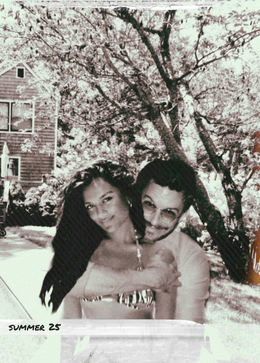 maddening__'s tweet image. summer lovebirds ☀️