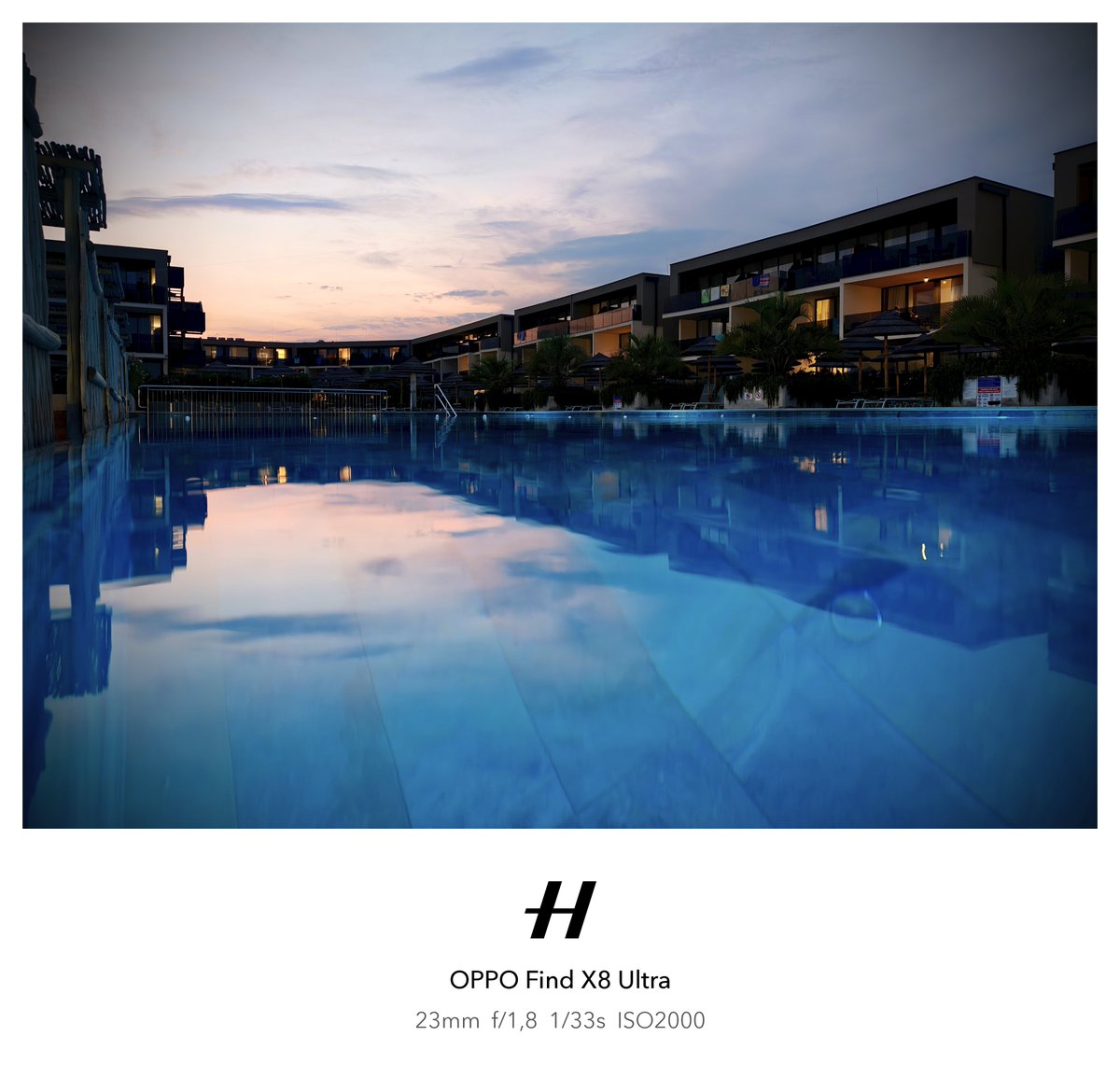 behnke_lars's tweet image. Nightfall by the pool. Really enjoy to play around with the #FX8U any time of the day. 

#ShotOnSnapdragon #ShotOnOPPO #FindX8Ultra #Hasselblad #HyperToneCameraSystem