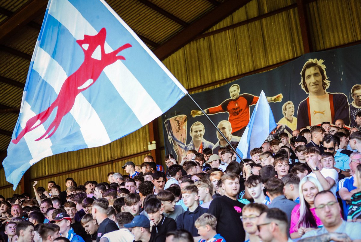 Warwick Road End tweet media