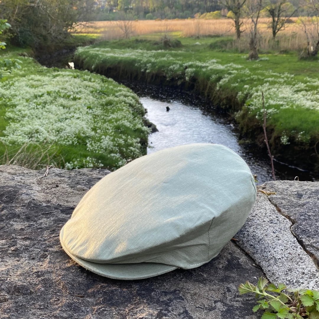 Hanna_Hats's tweet image. Modern Sage at sunset 🌅

#hannahats #since1924 #flatcaps #linencaps #linenhats #irishlinen #irishcraft #madeindonegal