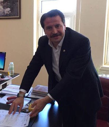 Biz #Kamuişçileri nin adını kuLLanarak nereye kadar memurLara ZAM isteyeceksin sayın başkan..!

Beğenmediğiniz İŞÇİLERİN ismini diLinizden düşürmüyorsunuz bizLer oLmasa ZAM taLebinde buLunamayacak mısınız ? 

AliYalçın HaddiniAşma