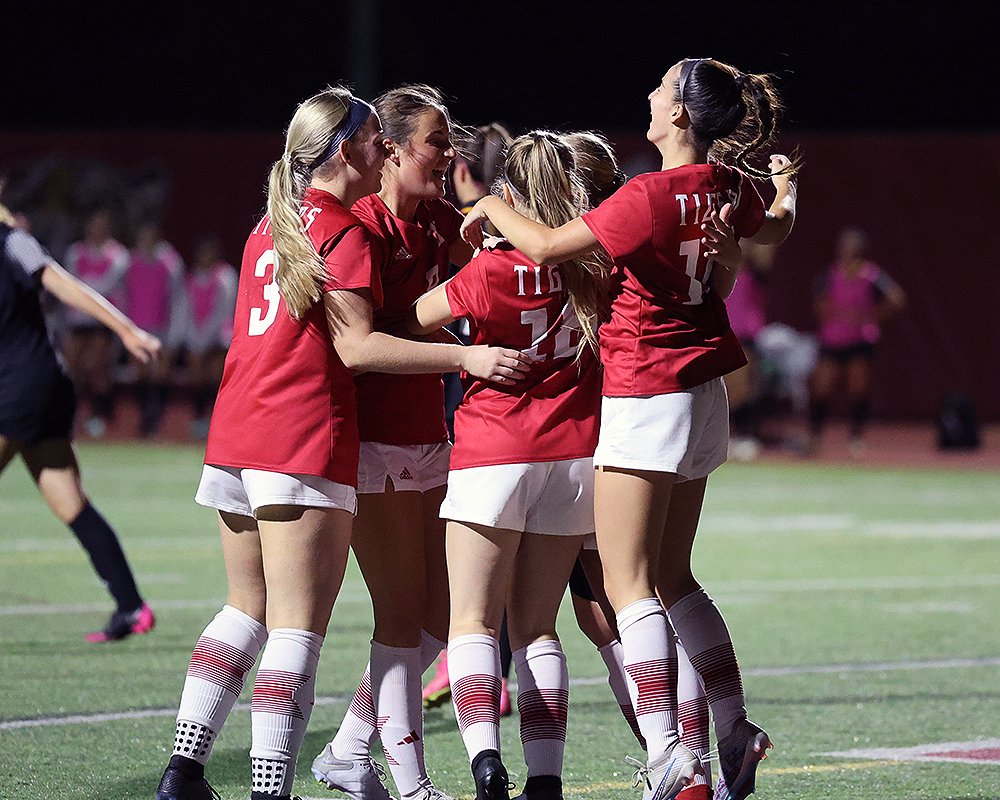 Big season ahead for Wittenberg Women's Soccer! The Tigers have been picked to finish third in the North Coast Athletic Conference preseason poll: wittenbergtigers.com/x/9e41m #TigerUp <a href="/WittWSoccer/">Wittenberg Women's Soccer</a> <a href="/NCAC/">NCAC</a>