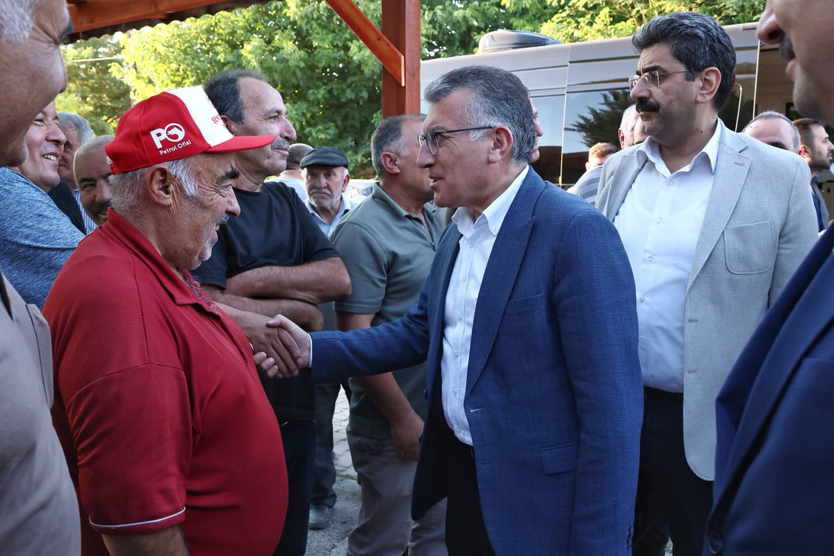 avabdullahguler's tweet photo. 📍#Cemel Beldemizdeyiz...
Cemel Beldemizde hemşehrilerimizle buluşmamızın ardından Cemel Belediye Başkanımız Hakverdi Bulut'u makamında ziyaret ederek beldemizdeki yatırım ve hizmetlerimize dair değerlendirmelerde bulunduk.
Misafirperverlikleri için Cemelli hemşehrilerimize ve Belediye Başkanımız Hakverdi Bulut'a teşekkür ediyorum.