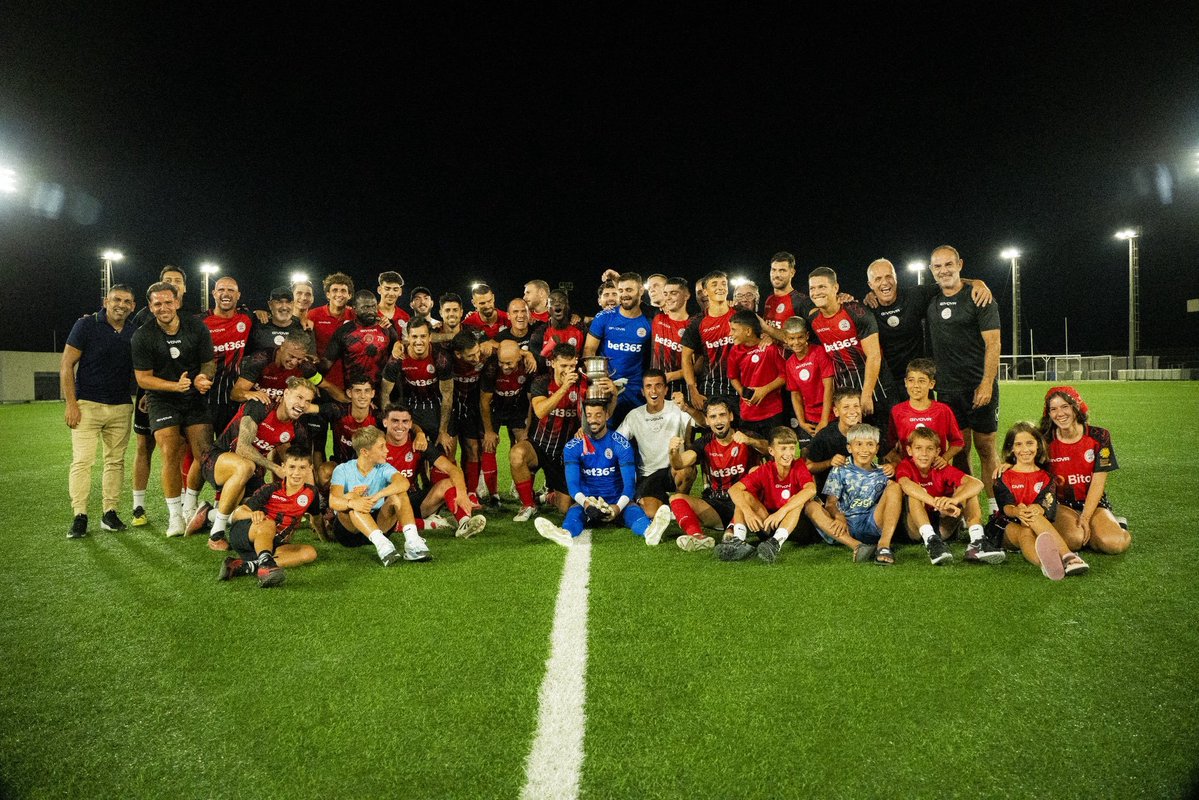RedImpsCentral's tweet photo. I had this project on stand-by for a long time, but I’ve fallen in love with this team and its players all over again. 
There was no turning back. 
On this page, you’ll find constant updates, match reviews, player analysis, transfer rumors, and everything related to the Imps. https://t.co/K04hpTpQkP