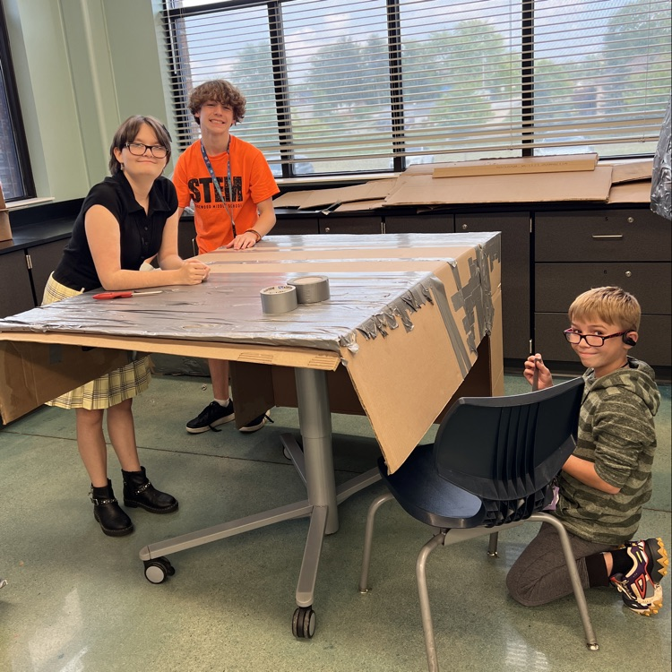 Edgewood Middle School tweet media