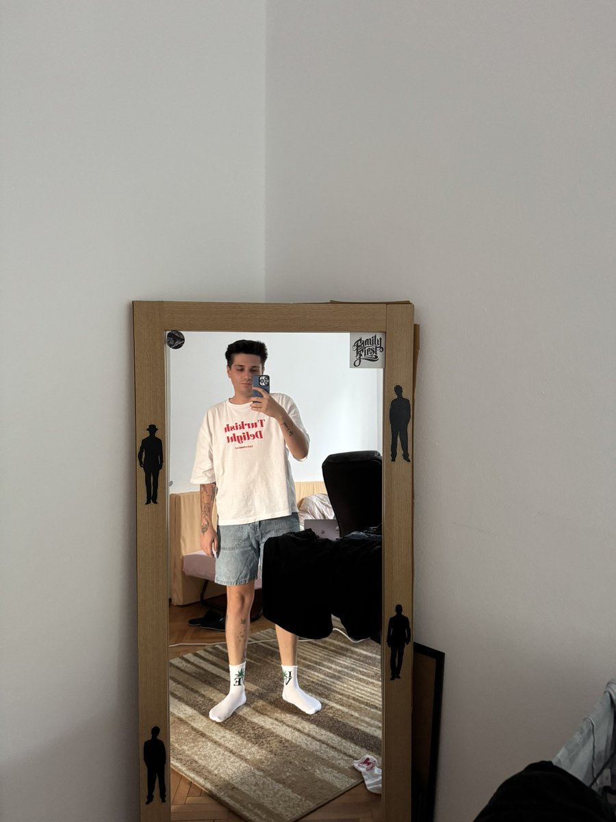 Yurt dışında derim yerine geçen o tshirt