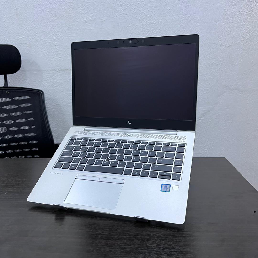 TargetPhonesgh's tweet image. 📌 HP EliteBook 840 G6 – Touchscreen
&amp;gt; Intel Core i5 - 8th Gen
&amp;gt; 8GB RAM | 256GB SSD
&amp;gt; Touchscreen ✅j
&amp;gt; Fingerprint
&amp;gt; Keyboard light💡
&amp;gt; Face ID

GHC 3,600