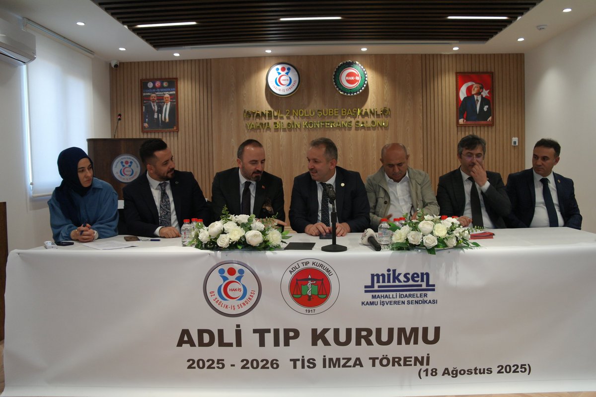 ozsagliksen's tweet photo. ADLİ TIP KURUMU BAŞKANLIĞINDA TOPLU İŞ SÖZLEŞMESİ İMZALANDI

T.C. Adli Tıp Kurumu Başkanlığı’nda, 2025-2026 yıllarını kapsayan Toplu İş Sözleşmesi imzalandı.

İmza töreni, İstanbul 2 No’lu Şube Başkanlığımızda, merhum Genel Sekreter Yardımcımız Yahya Bilgin’in adının verildiği konferans salonunda gerçekleştirildi.

⬇️
https://t.co/Bq4rYC0OGO