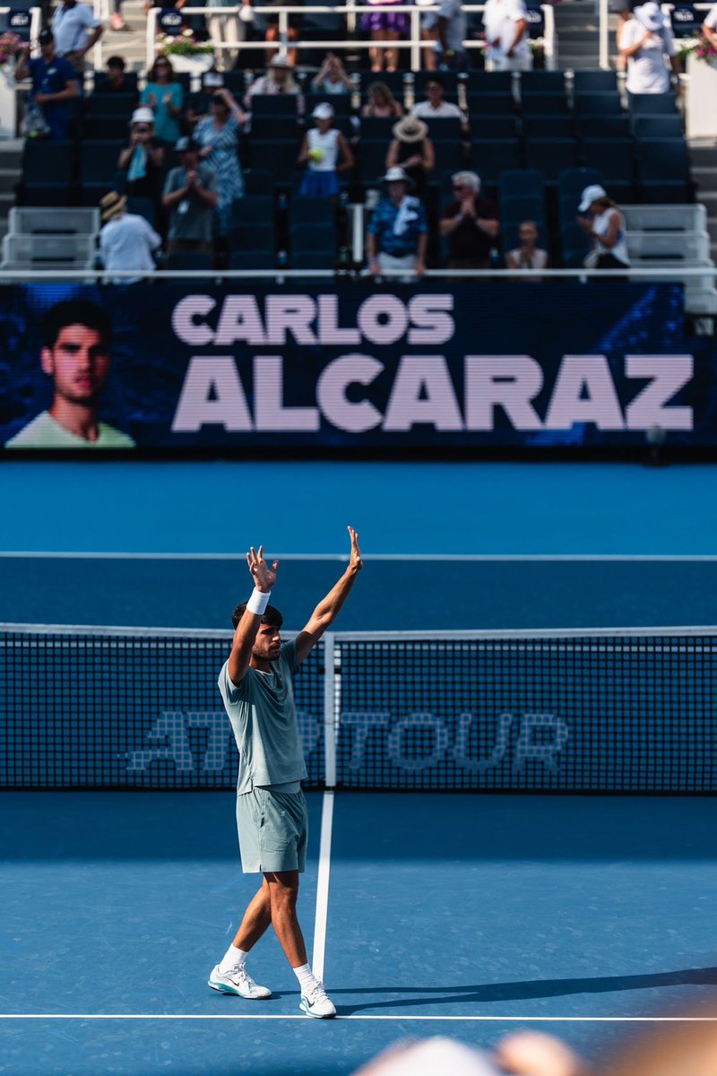 AlcarazProp's tweet photo. 8 Masters and 5 Grand Slams at 22 years old. https://t.co/yYZZ9vJdJ3