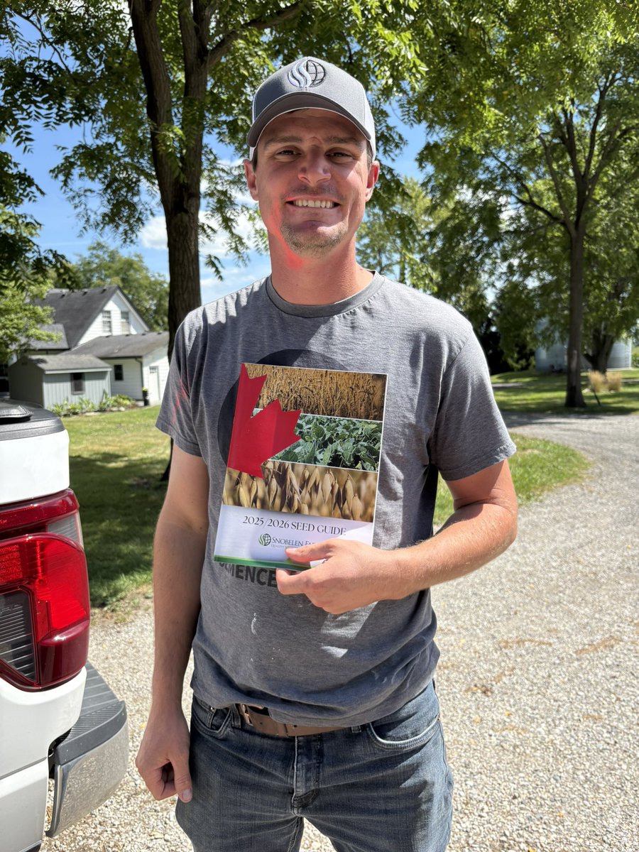 RyanSnobelen's tweet photo. Great spending time with one of our newest Snobelen Farms dealers Nick Masse! Nick and his family farm near Zurich and will be the local destination for Winter Wheat, Soybeans, Cover Crops and cereals.  Happy you are on the team! 🤝 🌾 #ontag https://t.co/QuhRMnaXz1