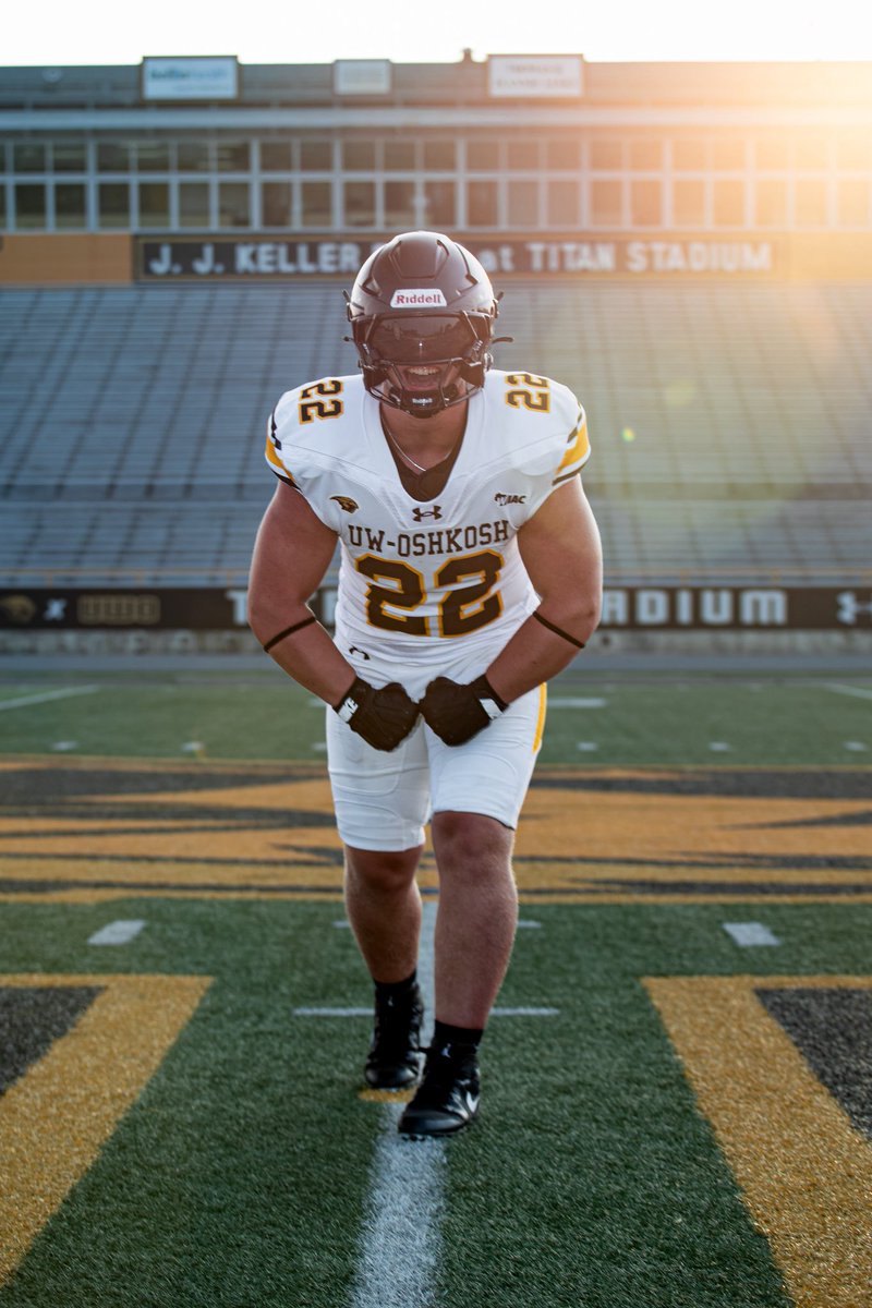 UWOFootball's tweet image. The black and gold isn’t just a uniform—it’s a standard. ⚡️

#O2HVE6AS | #NOW