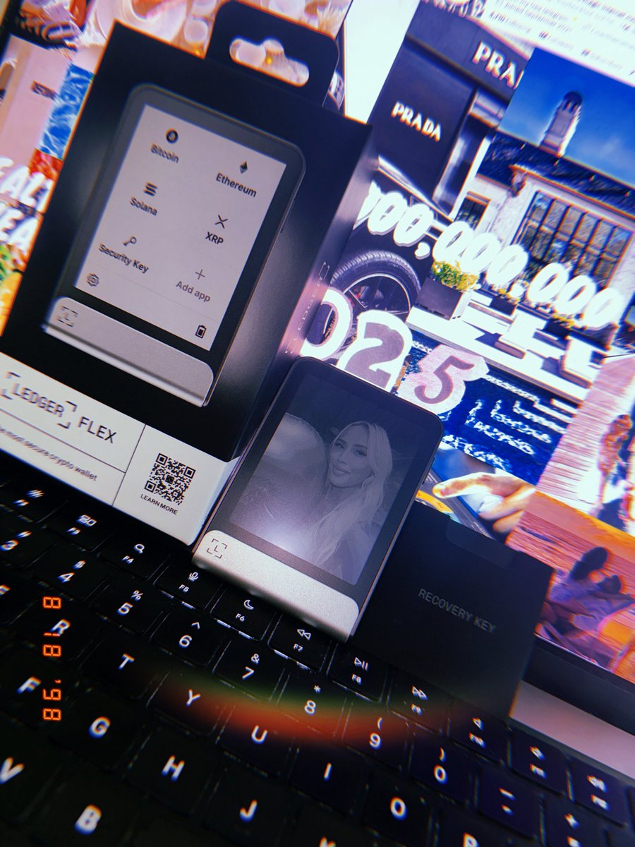 got my new <a href="/Ledger/">Ledger</a> flex with the new recovery card

video coming soon