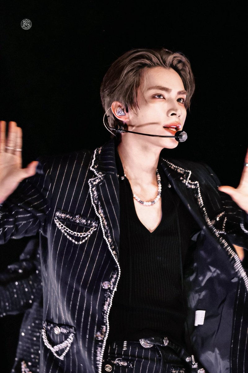 Jsababy's tweet image. 250817 NO Way OUT  IN NANJING

🪽

#XIAOJUN #肖俊 #샤오쥔 #XIAOJUN_NOWayOUT