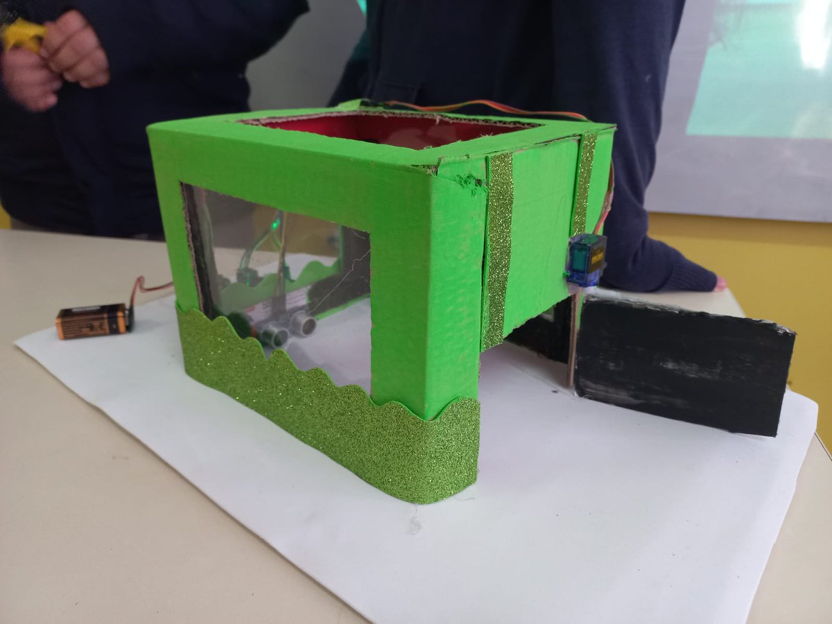 noticiasdel6's tweet photo. Innovación y aprendizaje: estudiantes del Ises desarrollan proyecto de robótica en el aula 
#Educacion #Posadas #C6Digital
https://t.co/wWH7p8xs7O https://t.co/IsZMmPggiF