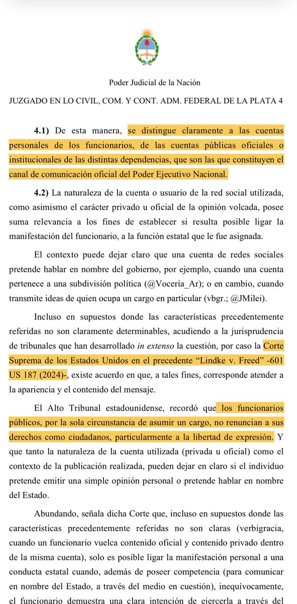 Tranquilos: que Twitter te ponga un tilde gris no convierte tu cuenta en el Boletín Oficial. 

Pero claro, para ciertos herederos del desastre nacional, un emoji alcanza para travestir un tuit en acto estatal 🤡📜. 

Siempre listos para disfrazar de argumento lo que no es más que