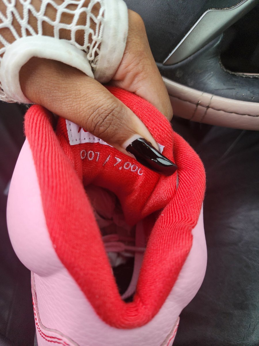 Yes. &amp;&amp; Apparently, all the shoes say 1/7000
