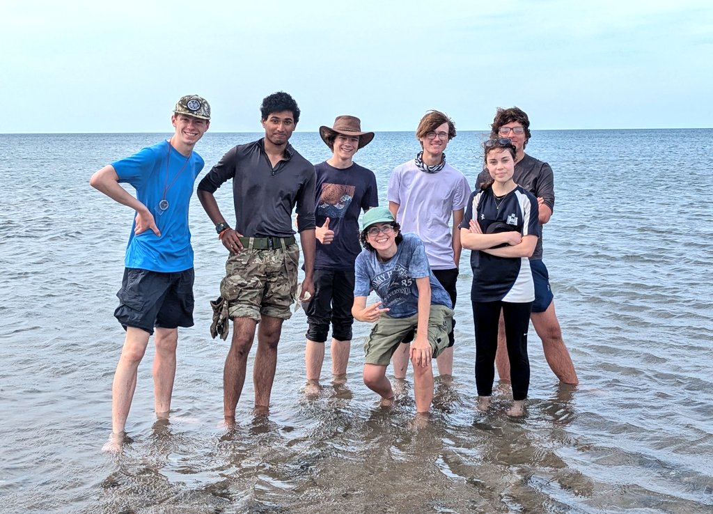 RGSdofe's tweet image. Whoop whoop! Congratulations to our first 4 groups. You've made it to the finish and successfully completed your Gold Qualifying Expedition. Well done.