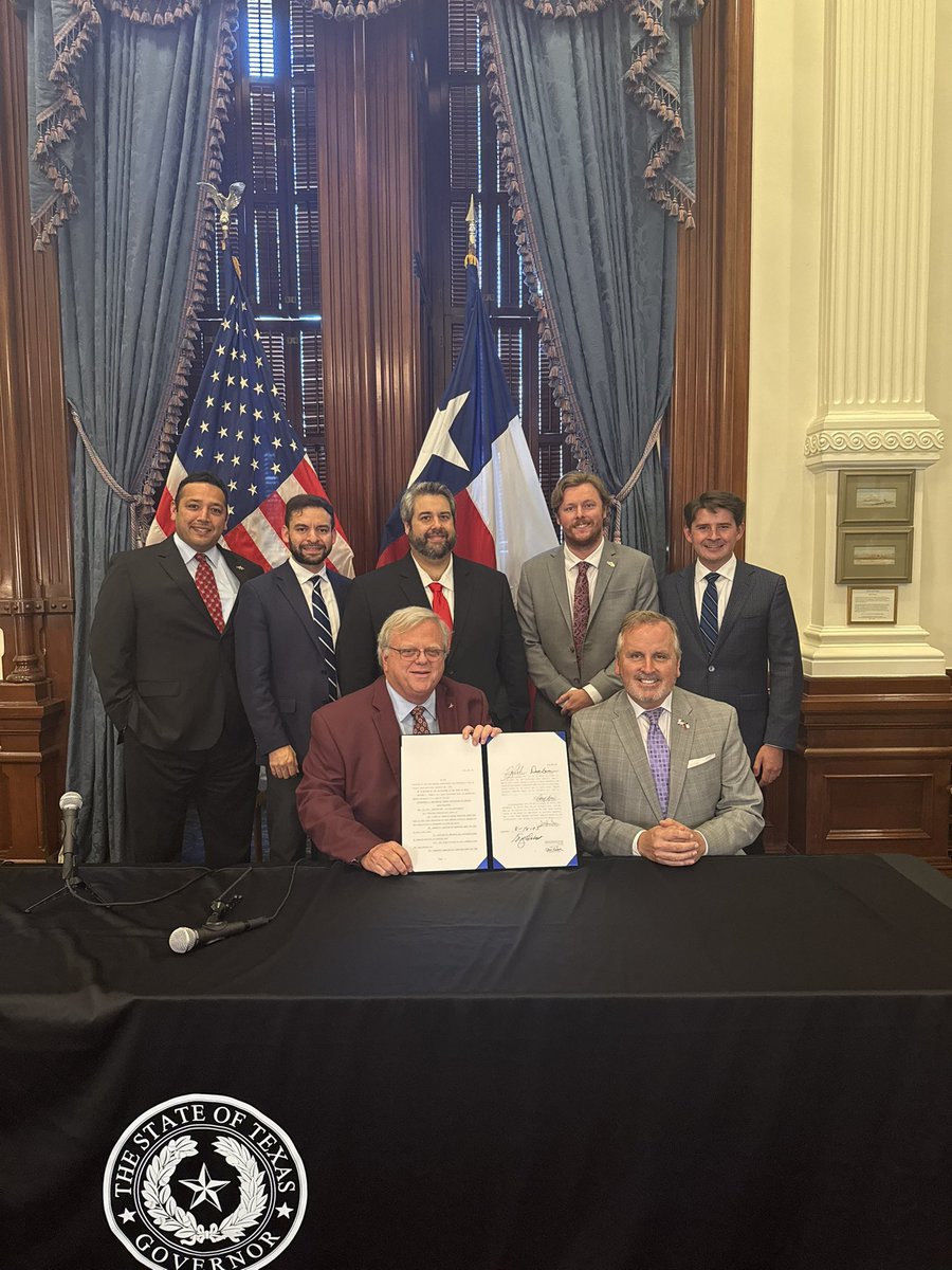 JoseMelendezTX's tweet image. .@TPPF is grateful to @GregAbbott_TX, @DanPatrick and @Burrows4TX for their leadership on bills by @SenBryanHughes,  @TeamBettencourt, @AngeliaOrrForTX, @ColeHefnerTX and @GatesforTexas that get  Texans' closer to achieving the American Dream of homeownership. #txlege