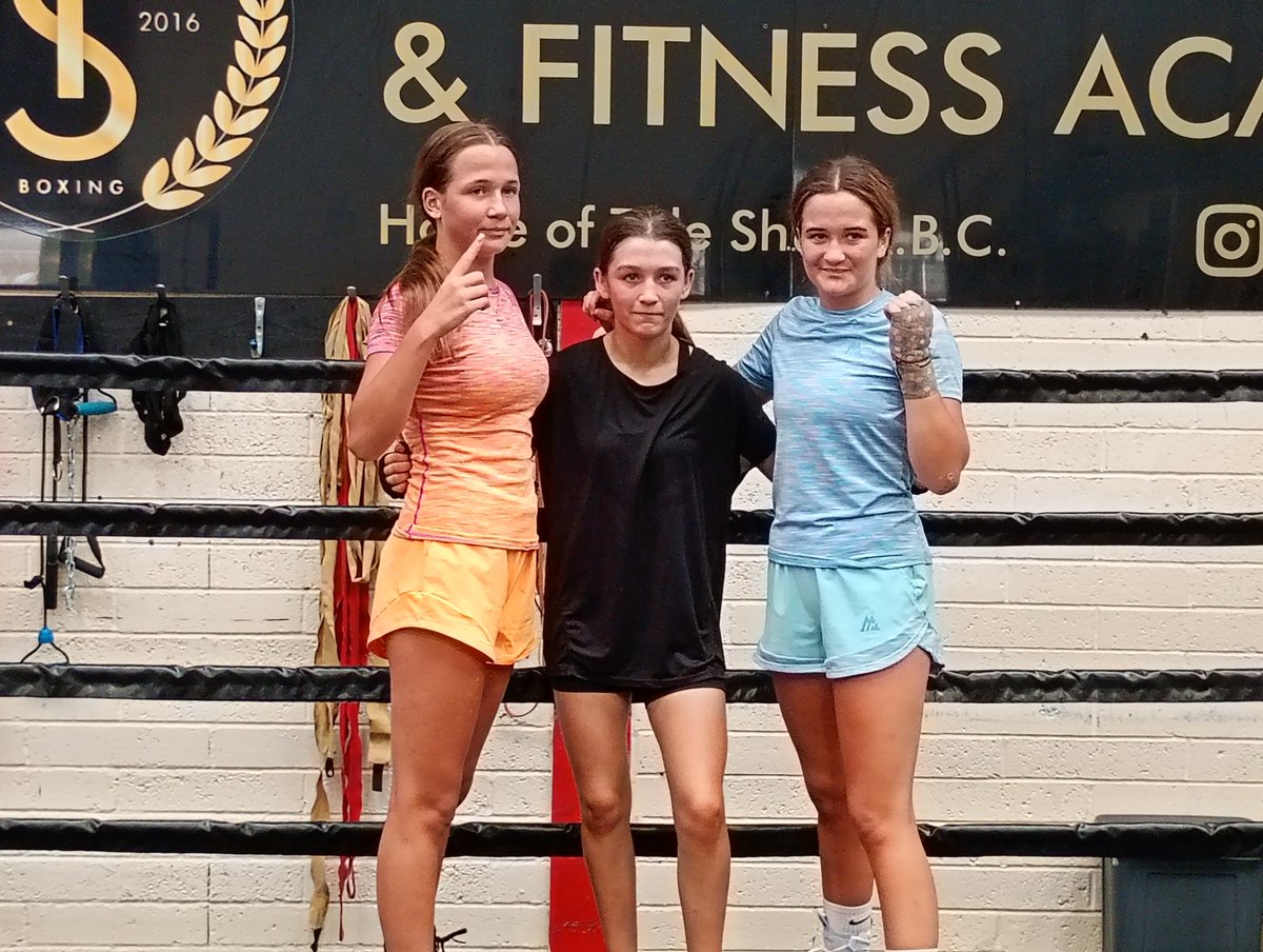 Massive thanks to the girls from Arena Bournemouth Boxing Club for sparring. Big thanks to Mark from Title Shot ABC for the invite. What a great session for Tayla sparring such experienced boxers. The only way to improve is to challenge yourself and push your own boundaries.