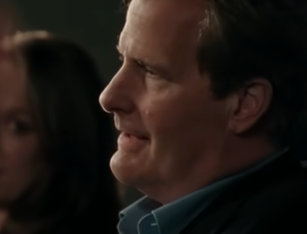 Mrpresidentgr's tweet photo. Θυμάστε εκείνη τη σκηνή στο The Newsroom όπου ο Jeff Daniels ρωτιέται: «Μπορείτε να πείτε γιατί η Αμερική είναι η σπουδαιότερη χώρα στον κόσμο;» 
Όχι γιατί είπε κάτι αντι-αμερικανικό, αλλά γιατί θύμισε τι σημαίνει να είσαι ενημερωμένος πολίτης....

Η απάντηση του πάγωσε την αίθουσα — και ακόμη συζητιέται...
👇Thread