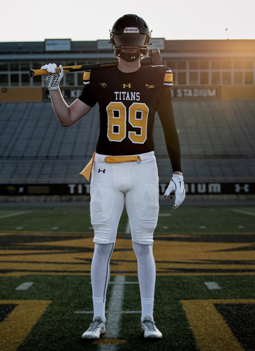 TerrySanders331's tweet image. Titans looking SCARY! I wouldn’t want to be on the same field as this guy! 6-4 loading… #theValley @Adertitsoff1975 @longjeff67 @JoeJagginOff @WIACDon @NikJagginoff