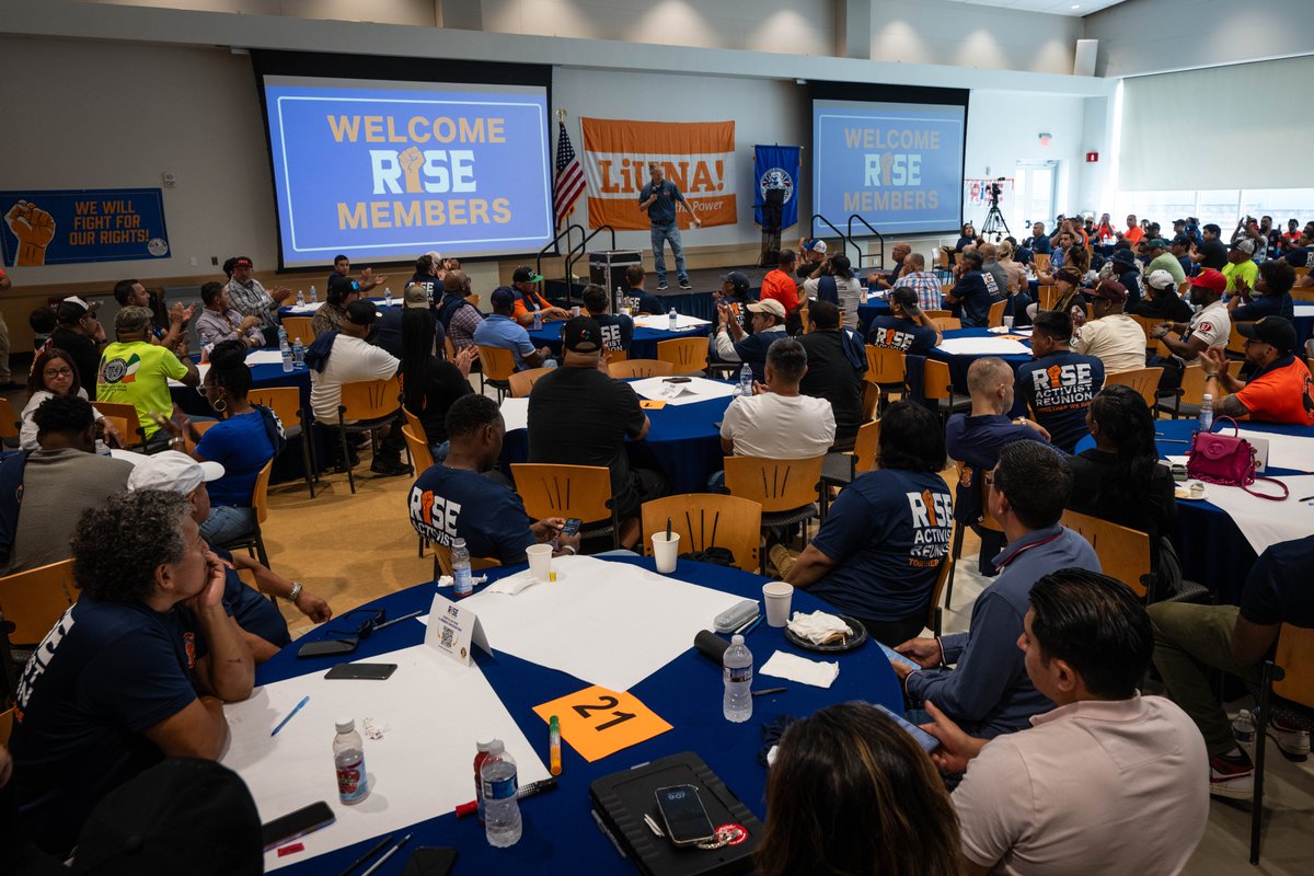 LiUNAEasternReg's tweet photo. (1/3) 200-plus RISE Masters from all over @LIUNA's Eastern Reg. convened for the first ever RISE Reunion.
They swapped stories about their #ProUnion activities, held member-to-member discussions & brainstormed ways to grow our UNION power.
Together, we #RISE! β https://t.co/gYWpdis2Gu