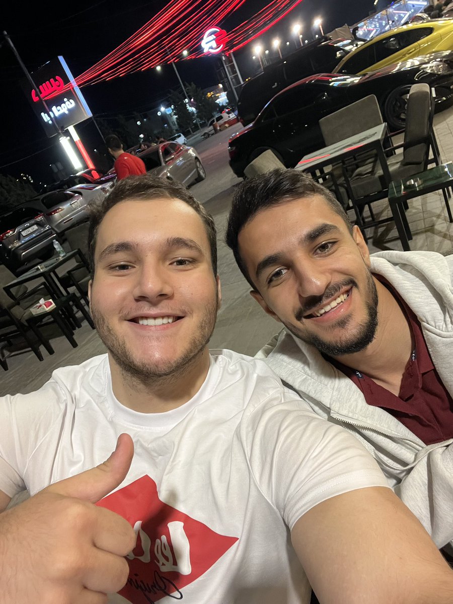 هيك الطلعة ولا بلاش (حتى دكتور اجا يقعد معنا)